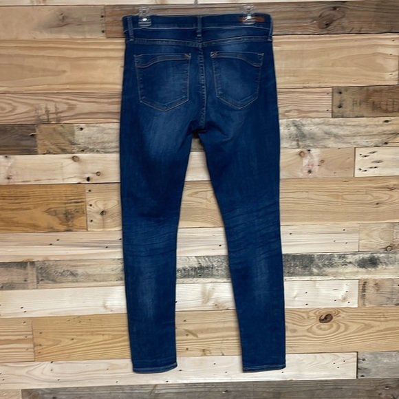 Express size 8R Medium Wash Mid-rise Jegging Super Stretch Distressed Jeans - Picture 10 of 12